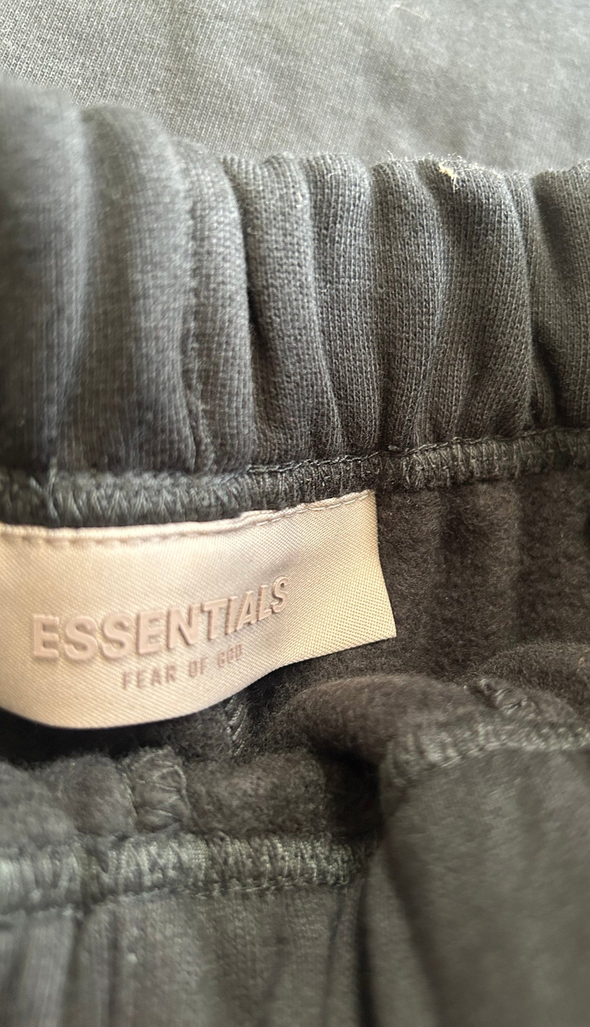 Ensemble Essentials Noir — Taille S