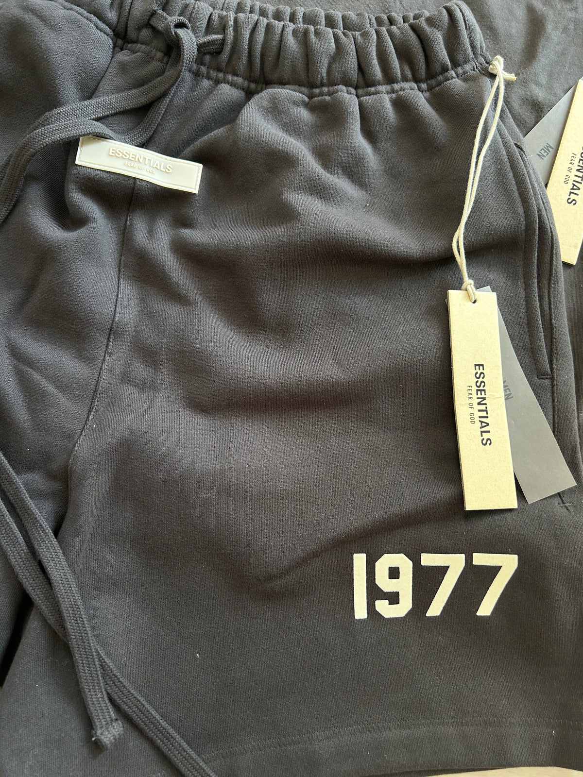 Ensemble Essentials Gris Foncé — Taille S