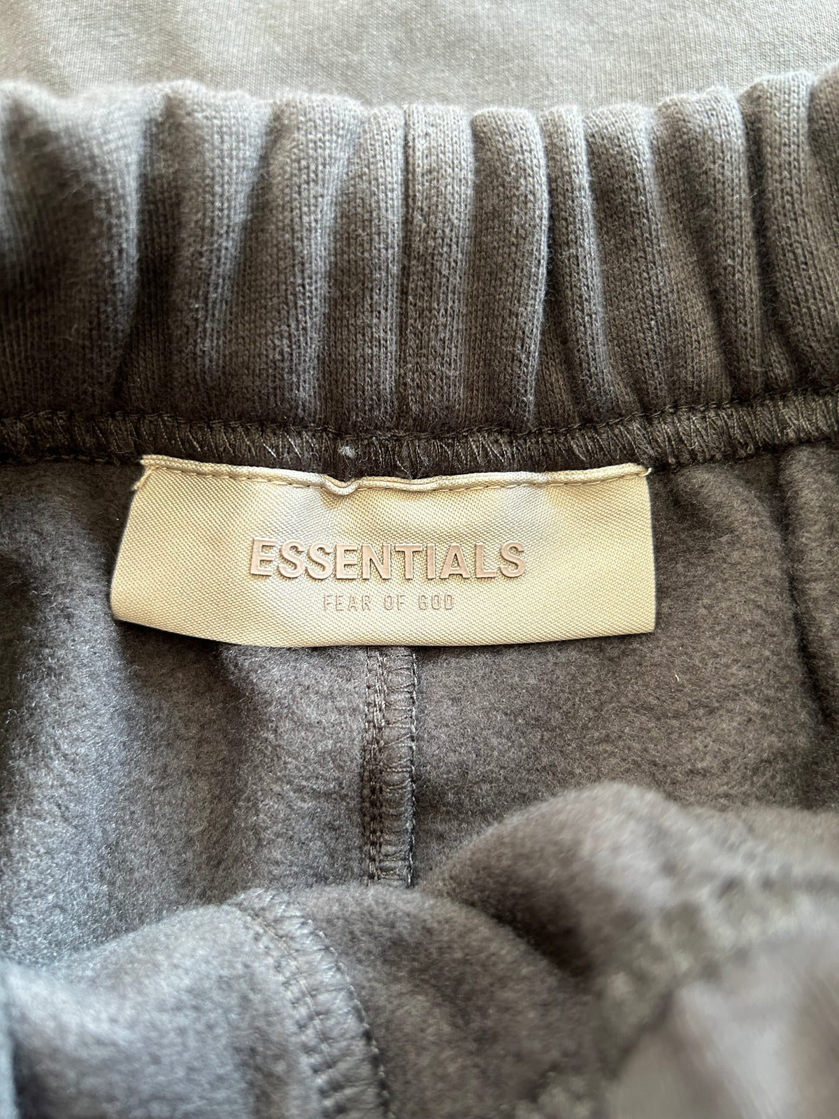 Ensemble Essentials Gris Foncé — Taille S