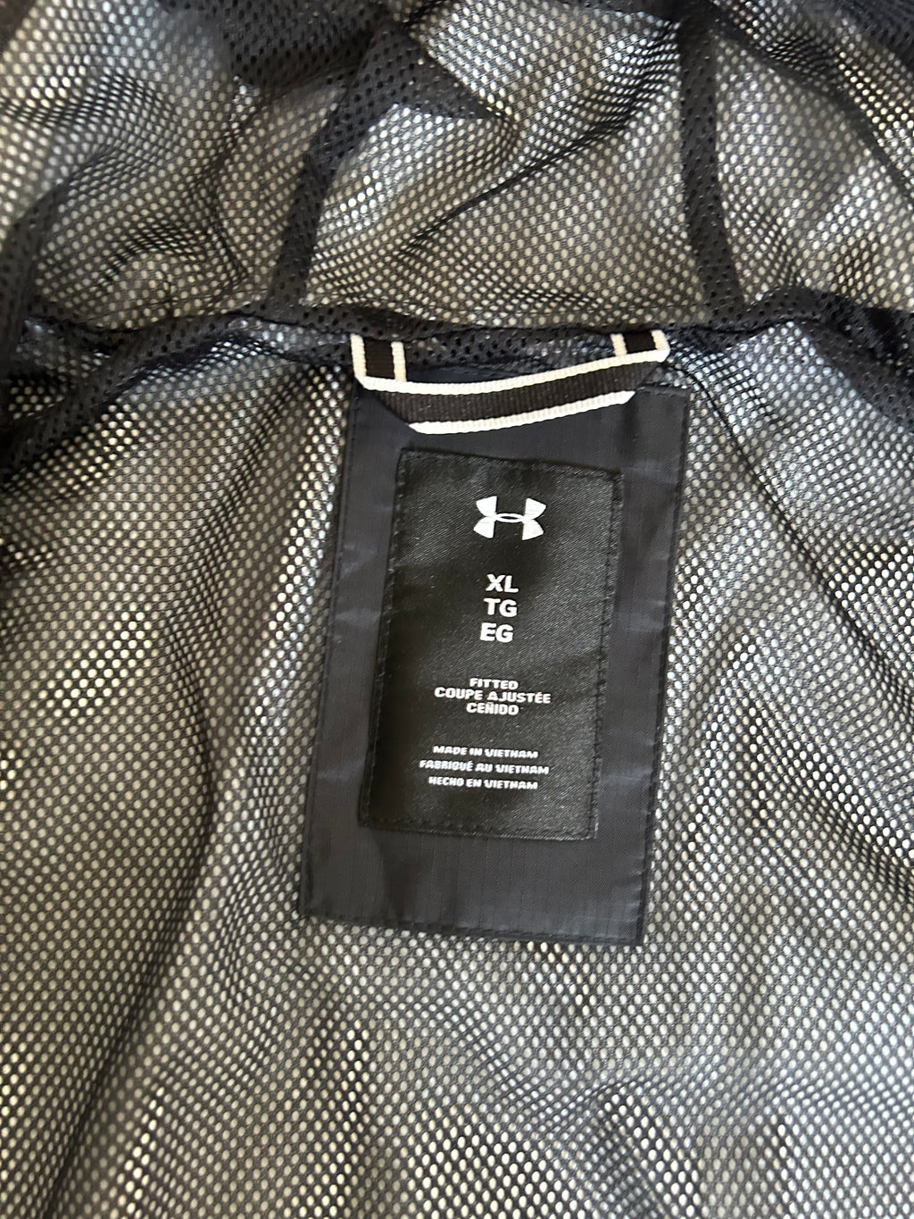 veste Under